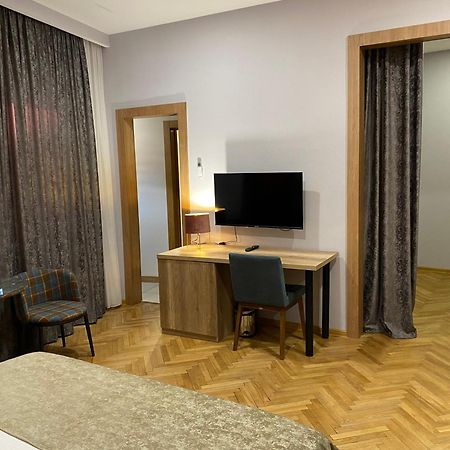Hotel Banovani 第比利斯 外观 照片