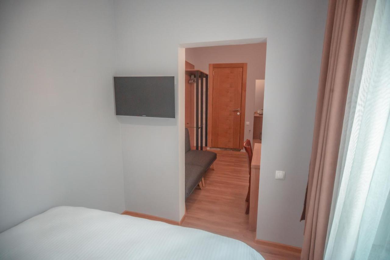 Hotel Banovani 第比利斯 外观 照片