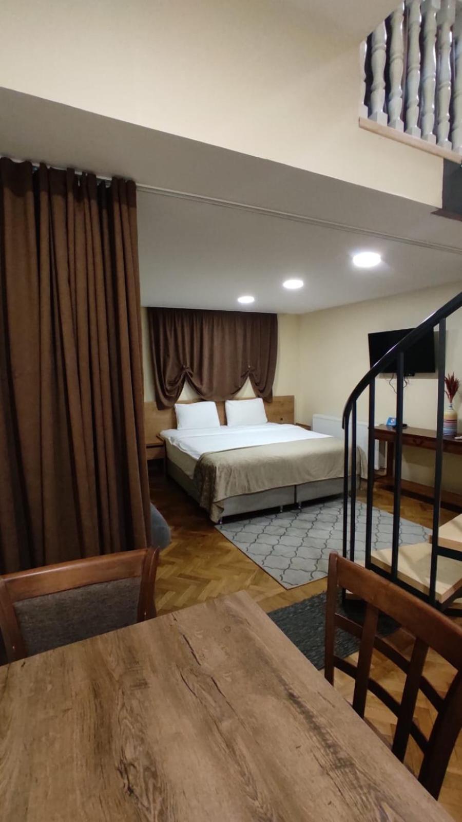Hotel Banovani 第比利斯 外观 照片